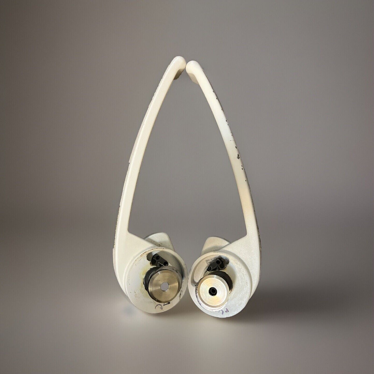 Pelton Crane Dental Chair Adjustable Arms