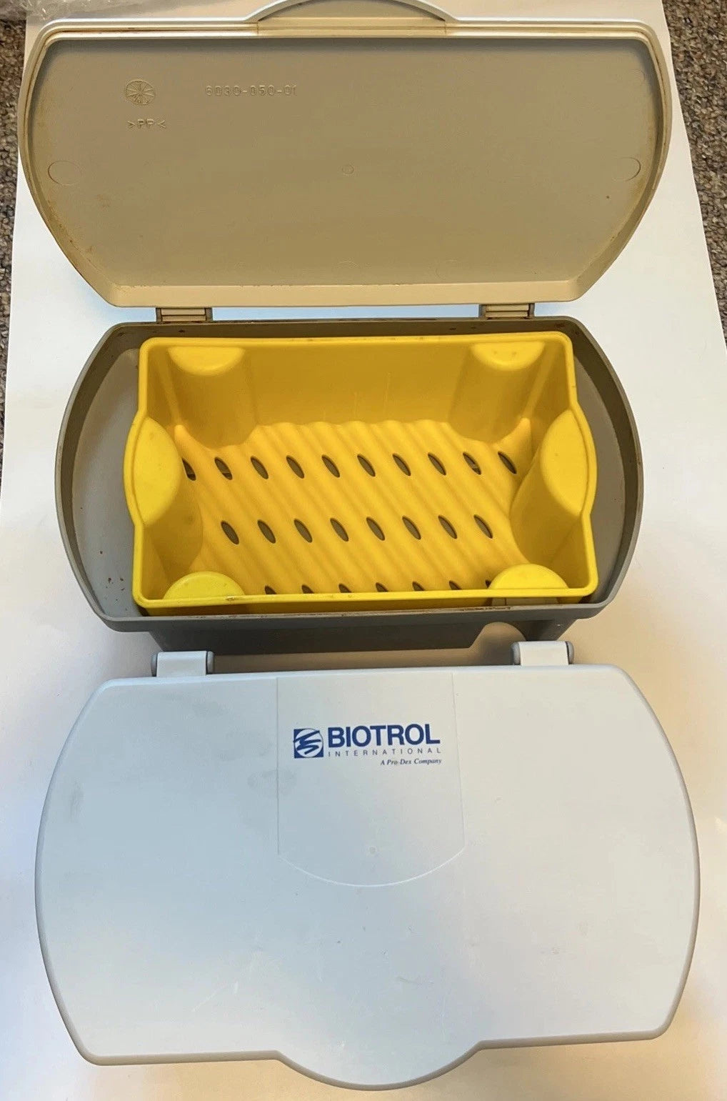 Biotrol Euro-Tray Blue Germicide Tray for Cold Sterilization Dental, Tattoo