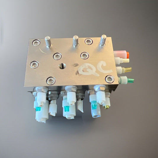 Pelton Crane Dental 3 Handpiece Control Block
